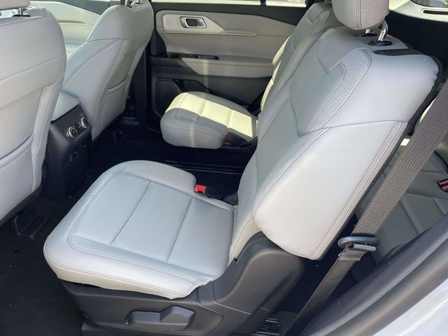 New 2026 Ford Explorer - photo 12