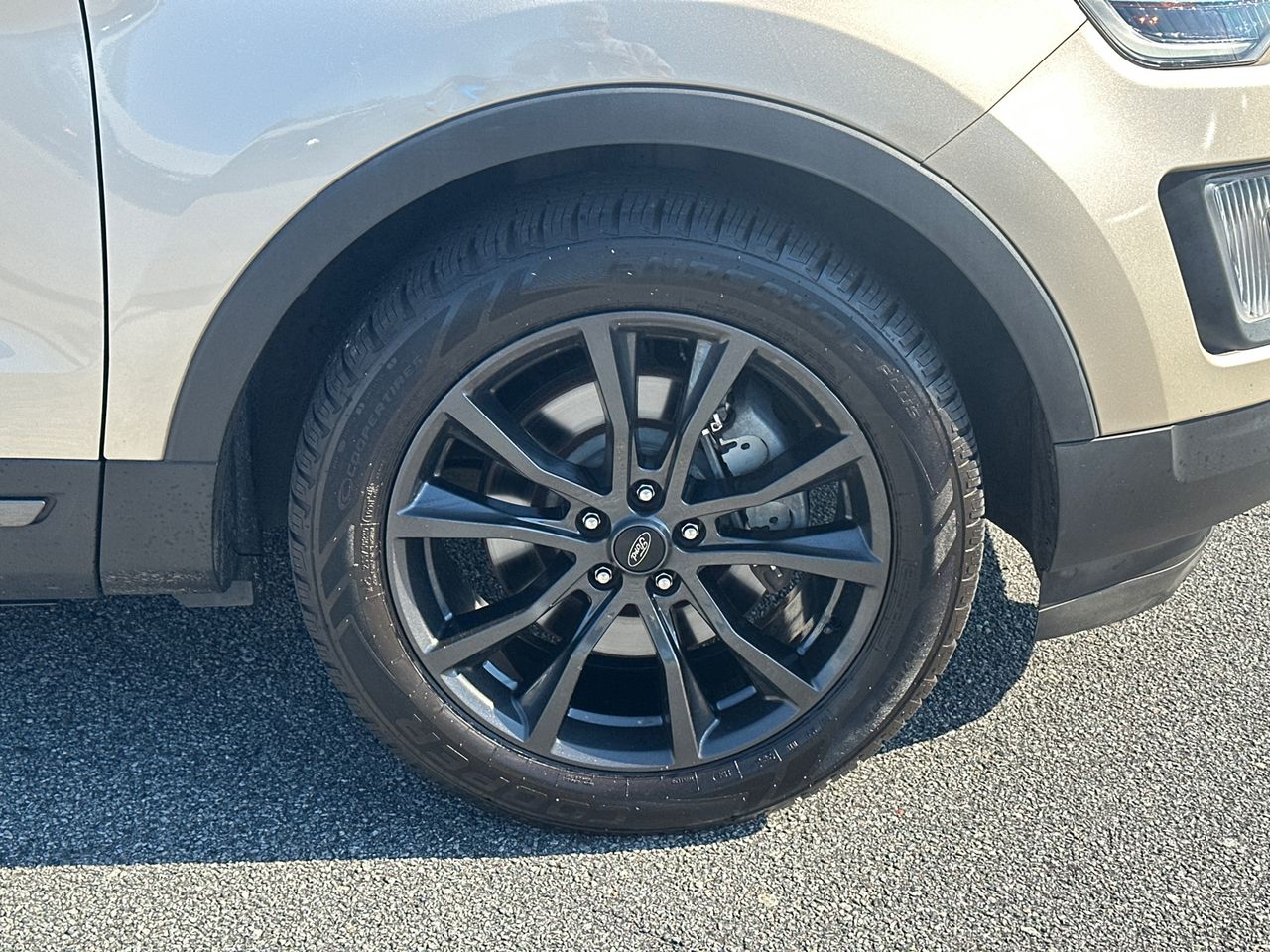 Used 2017 Ford Explorer - photo 14