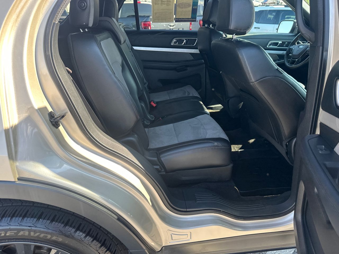 Used 2017 Ford Explorer - photo 17