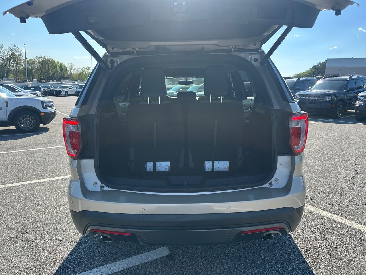 Used 2017 Ford Explorer - photo 20