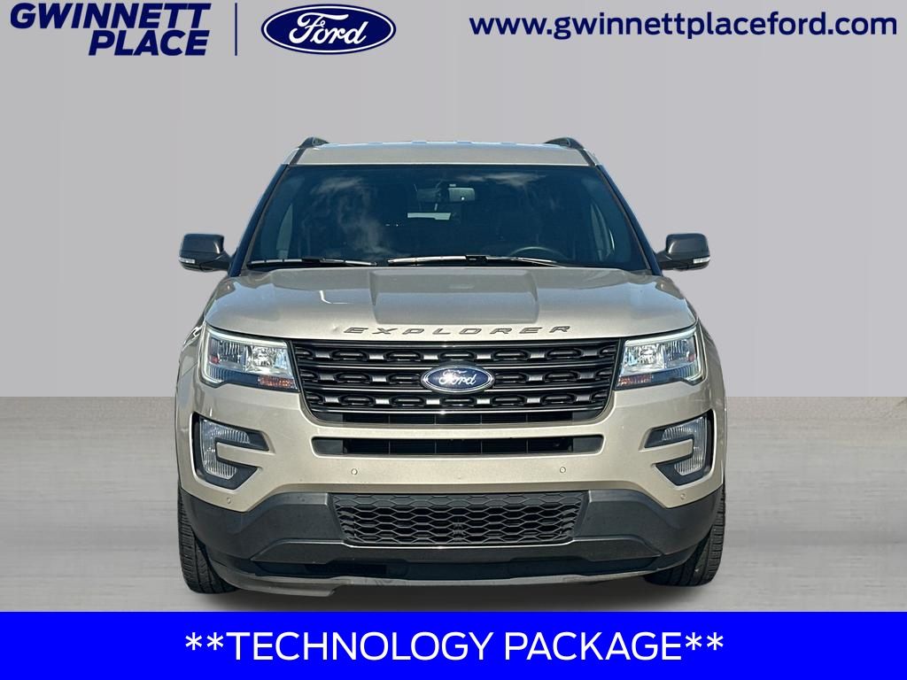 Used 2017 Ford Explorer - photo 2