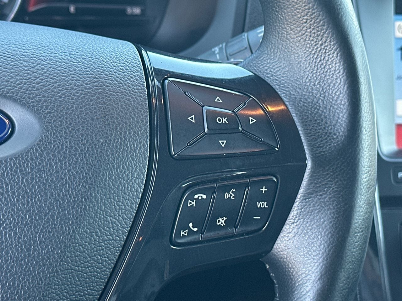 Used 2017 Ford Explorer - photo 28