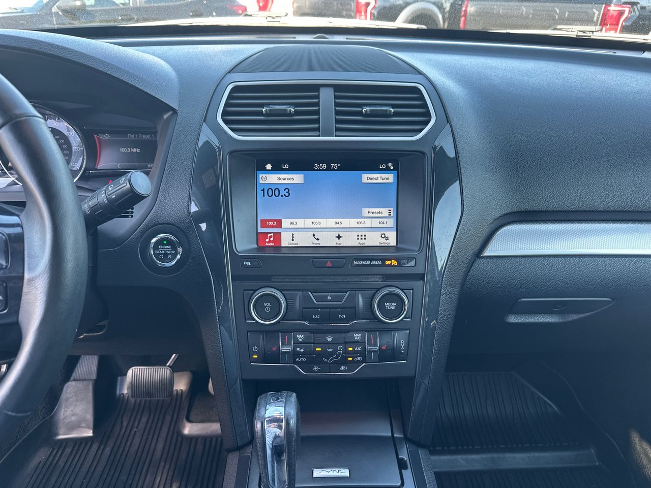 Used 2017 Ford Explorer - photo 30