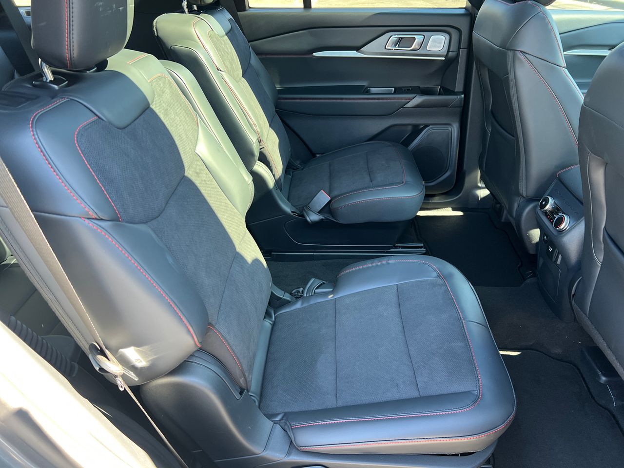 New 2026 Ford Explorer - photo 51