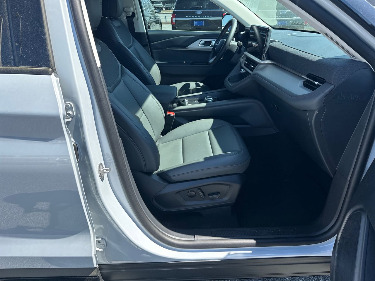 New 2026 Ford Explorer - photo 15