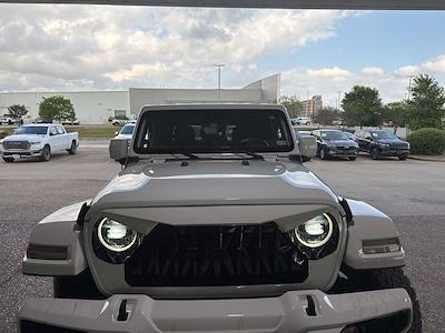 Used 2021 Jeep Gladiator - photo 1