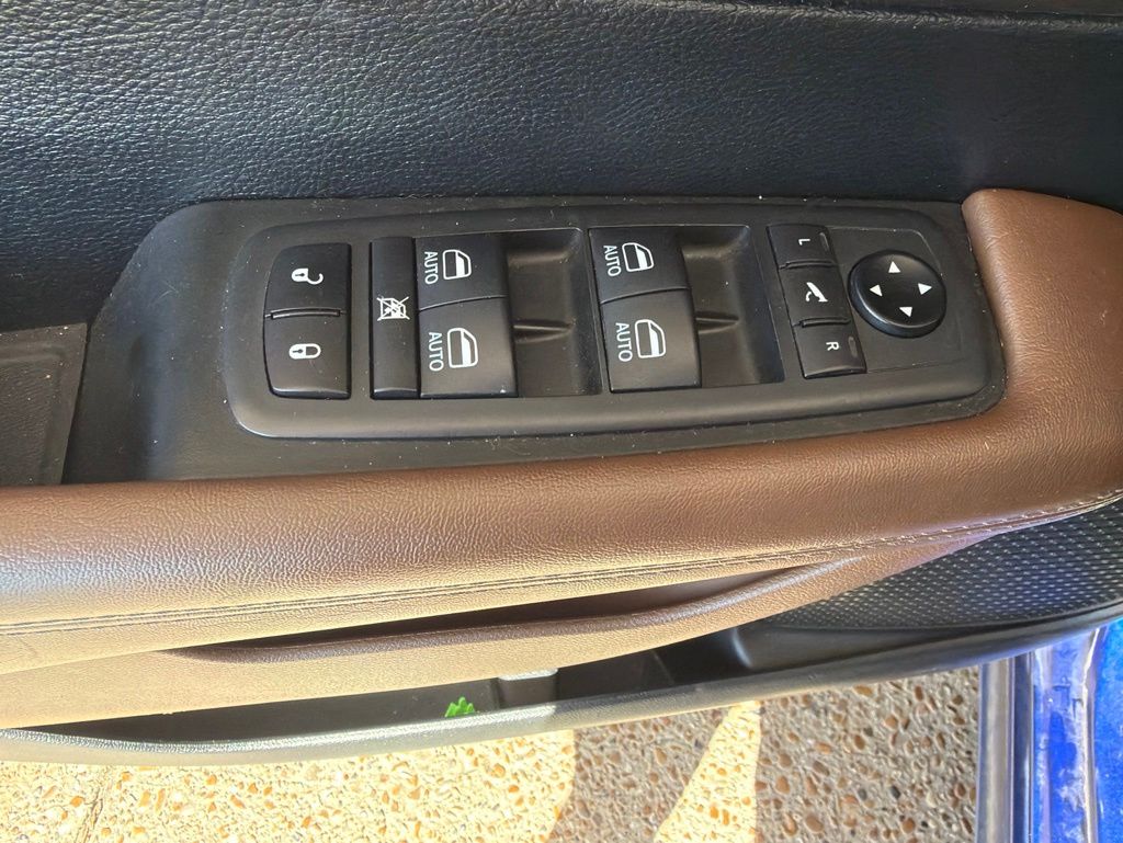 Used 2020 Chrysler Pacifica - photo 12