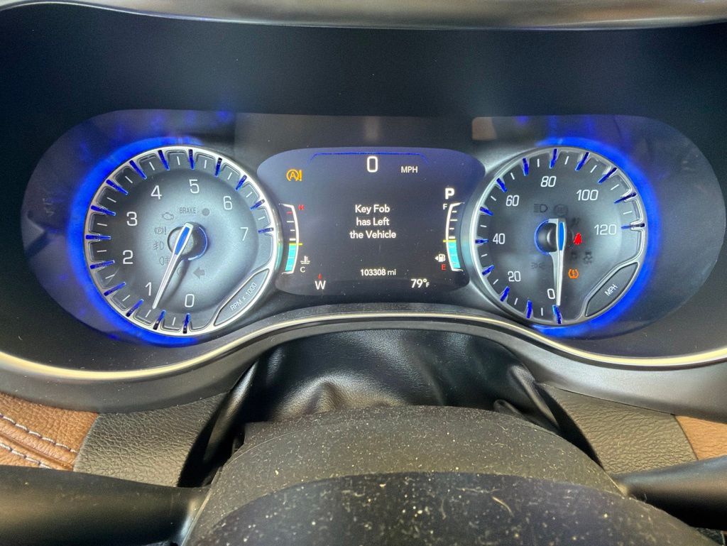 Used 2020 Chrysler Pacifica - photo 19