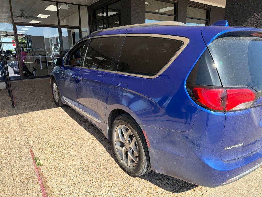 Used 2020 Chrysler Pacifica - photo 9