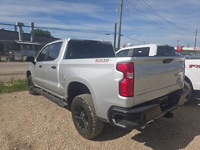 Used 2021 Chevrolet Silverado 1500 - photo 2