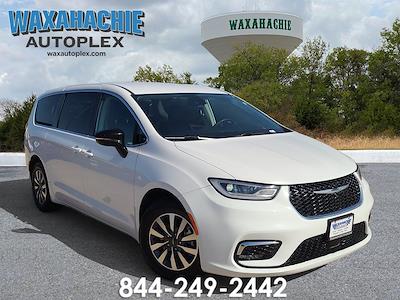 2024 Chrysler Pacifica FWD Minivan for sale #PD4510 - photo 1
