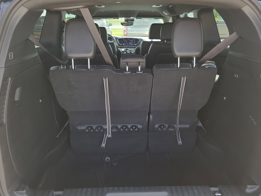 Used 2026 Chrysler Pacifica - photo 16