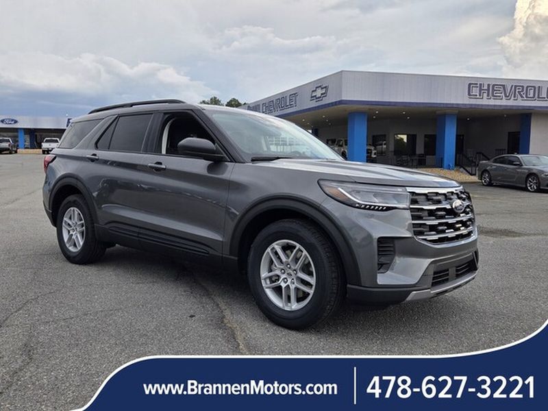 New 2026 Ford Explorer - photo 1