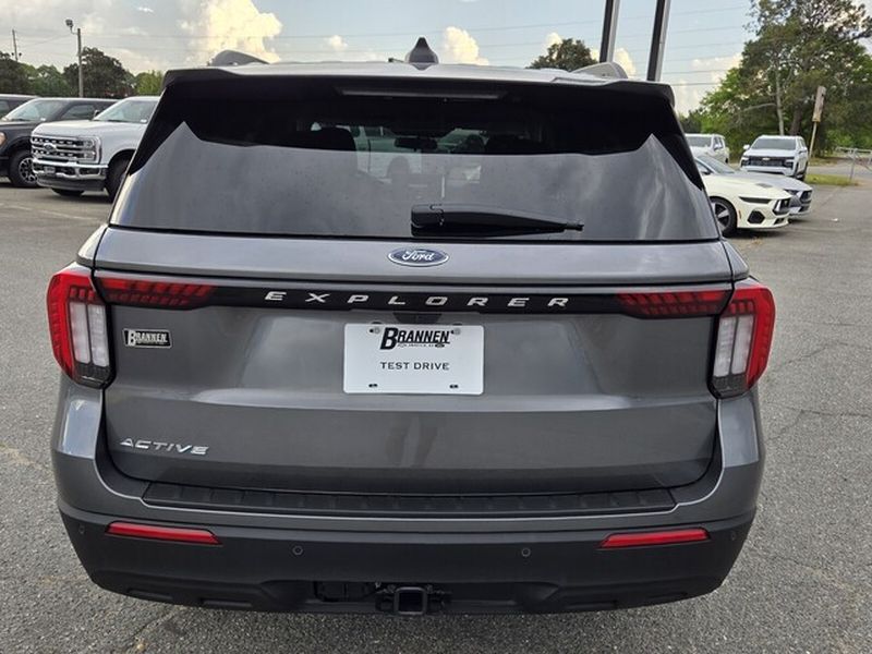 New 2026 Ford Explorer - photo 14