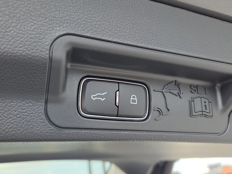 New 2026 Ford Explorer - photo 17