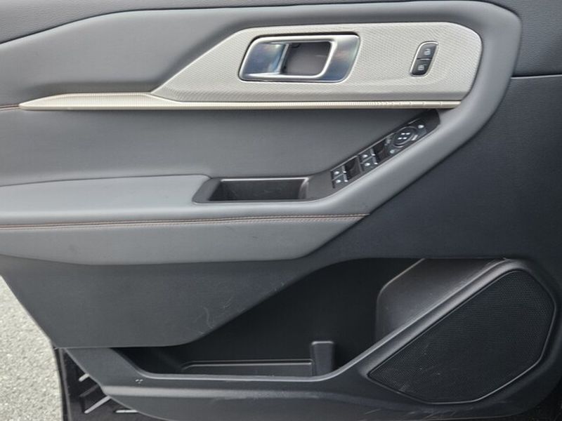 New 2026 Ford Explorer - photo 32