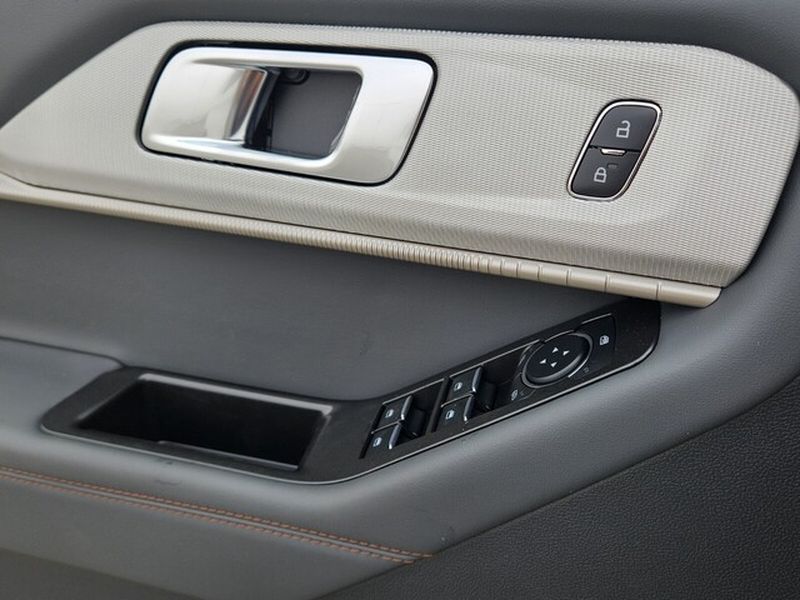 New 2026 Ford Explorer - photo 31