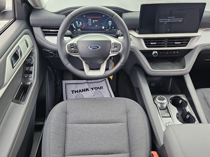 New 2026 Ford Explorer - photo 10