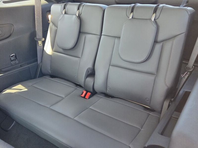 New 2026 Ford Explorer - photo 12