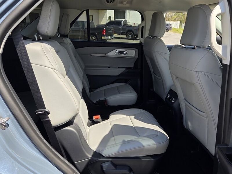 New 2026 Ford Explorer - photo 19