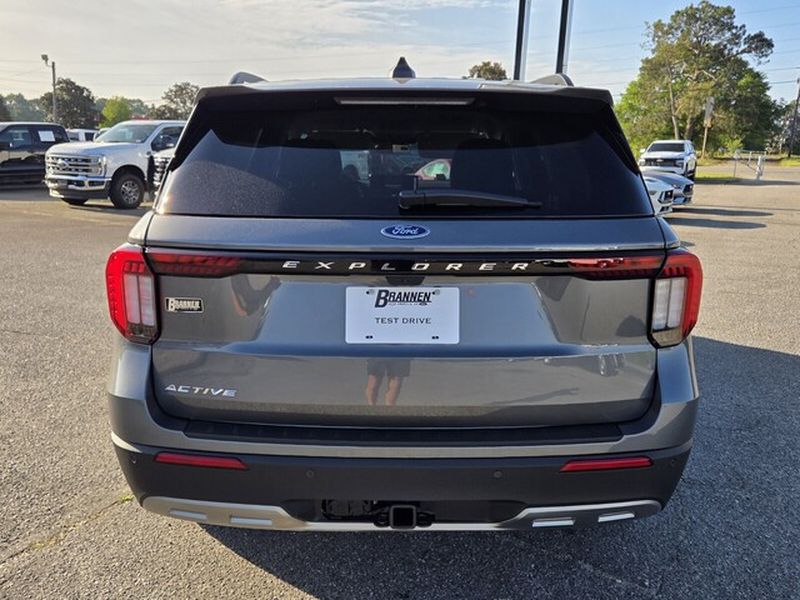 New 2026 Ford Explorer - photo 14