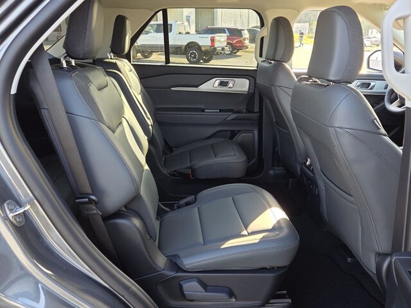 New 2026 Ford Explorer - photo 19