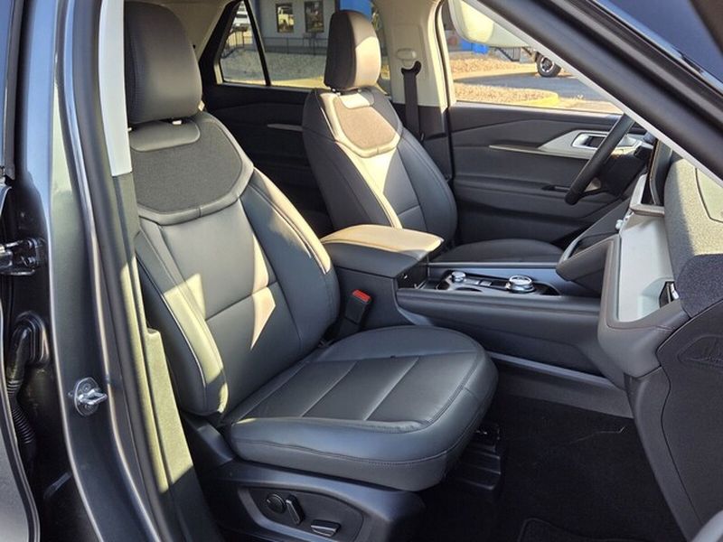 New 2026 Ford Explorer - photo 20