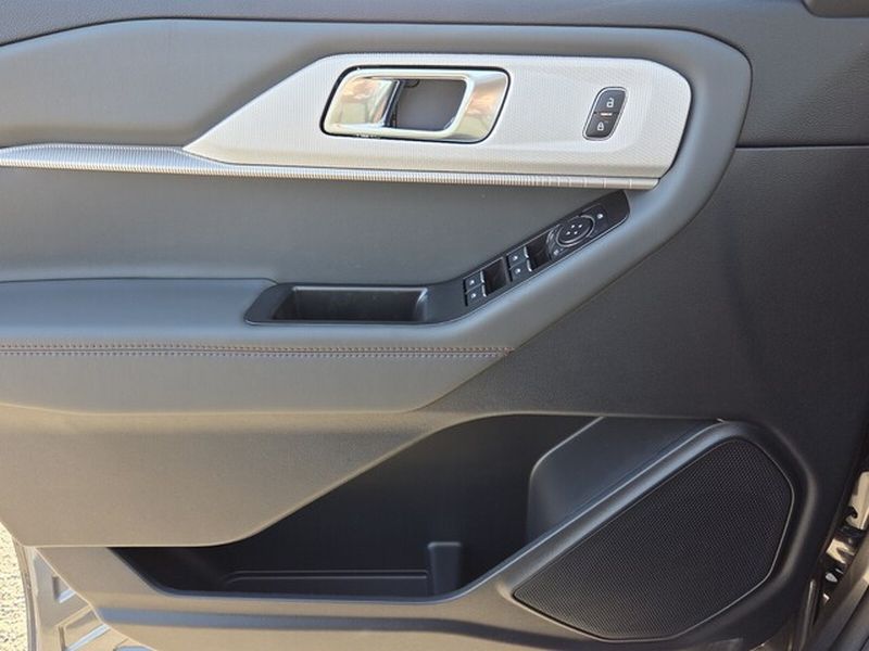 New 2026 Ford Explorer - photo 31