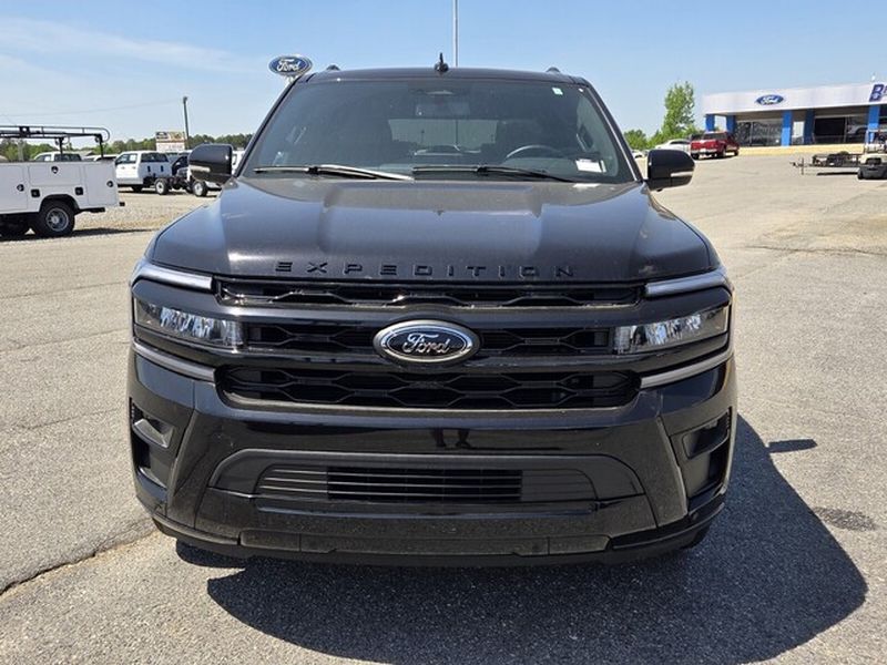 Used 2024 Ford Expedition - photo 6