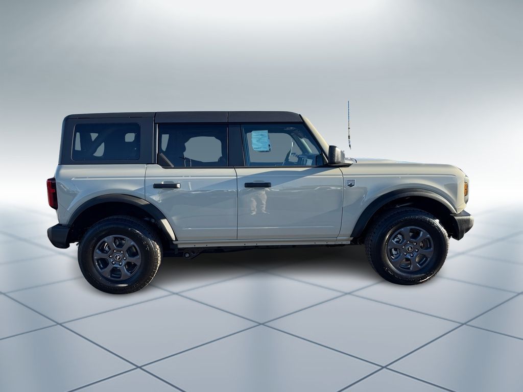 New 2025 Ford Bronco - photo 2