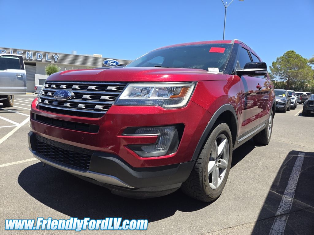 Used 2017 Ford Explorer - photo 2