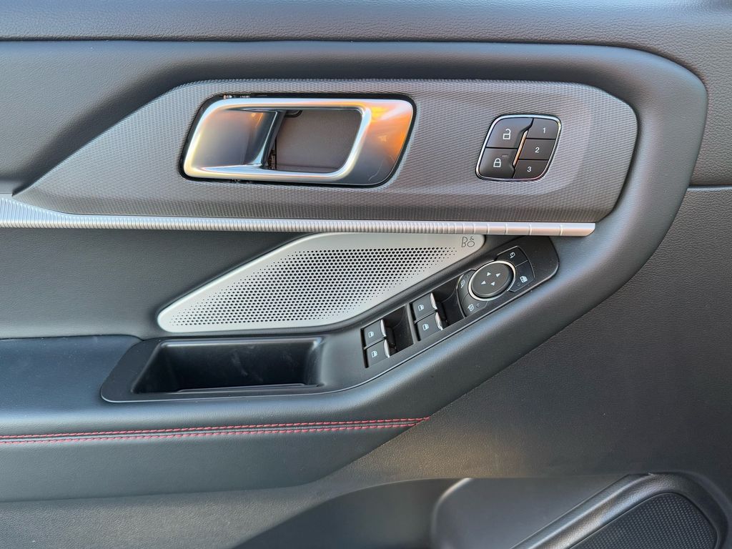 New 2026 Ford Explorer - photo 10