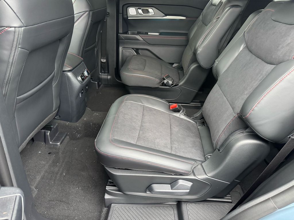 New 2026 Ford Explorer - photo 12