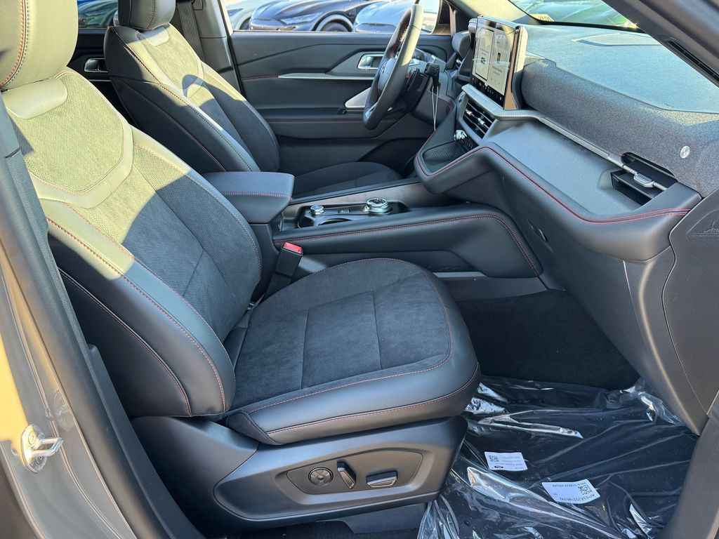 New 2026 Ford Explorer - photo 15