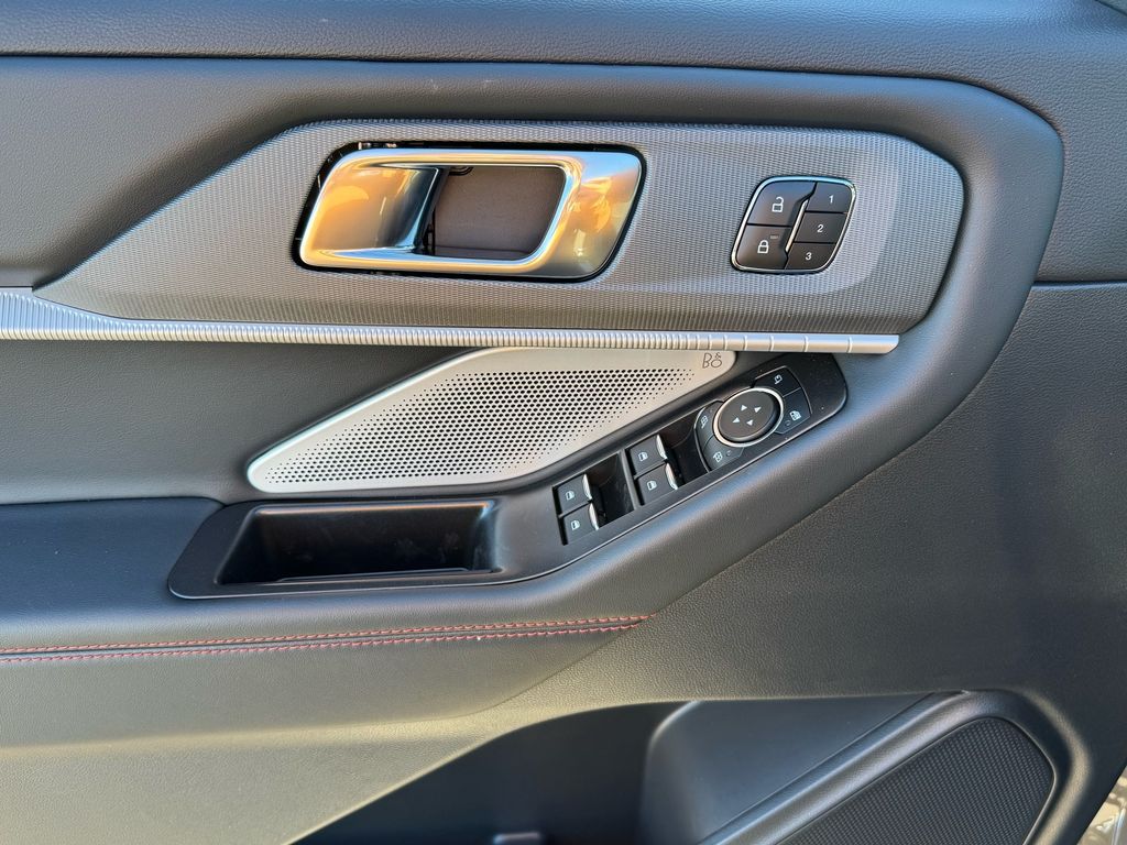 New 2026 Ford Explorer - photo 10