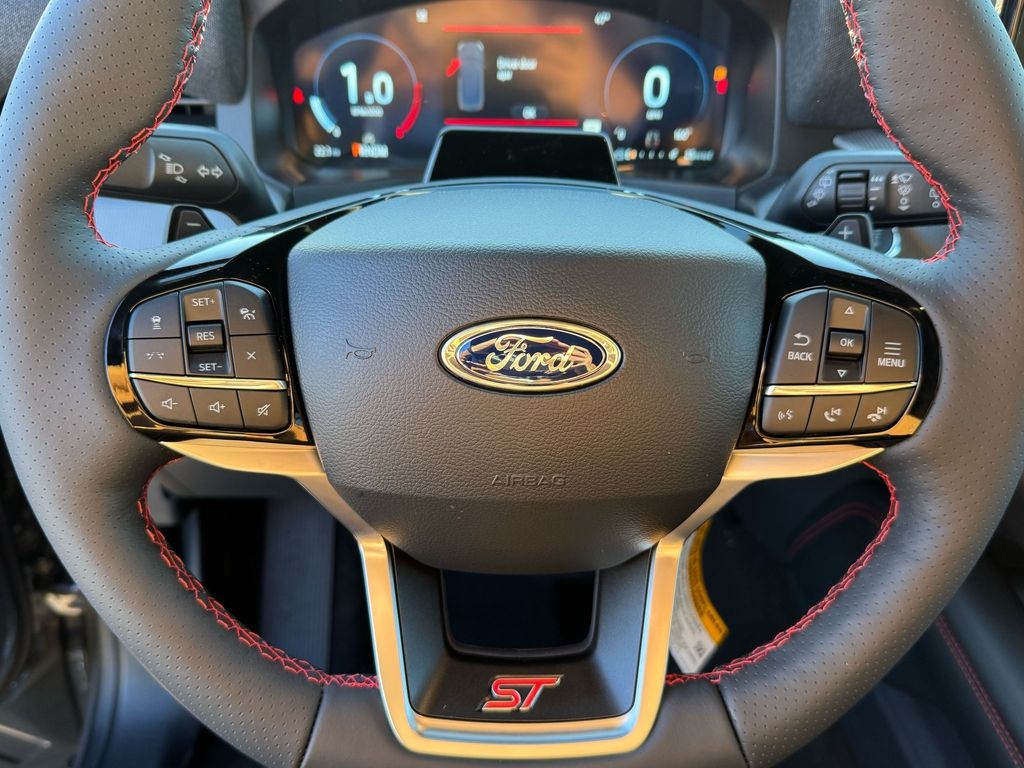 New 2026 Ford Explorer - photo 17