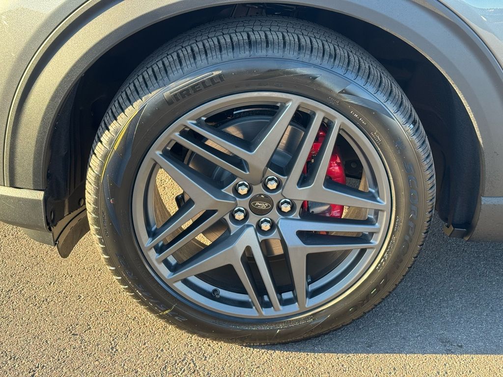 New 2026 Ford Explorer - photo 9