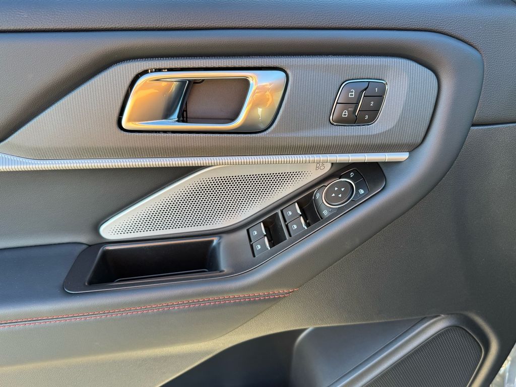 New 2026 Ford Explorer - photo 11