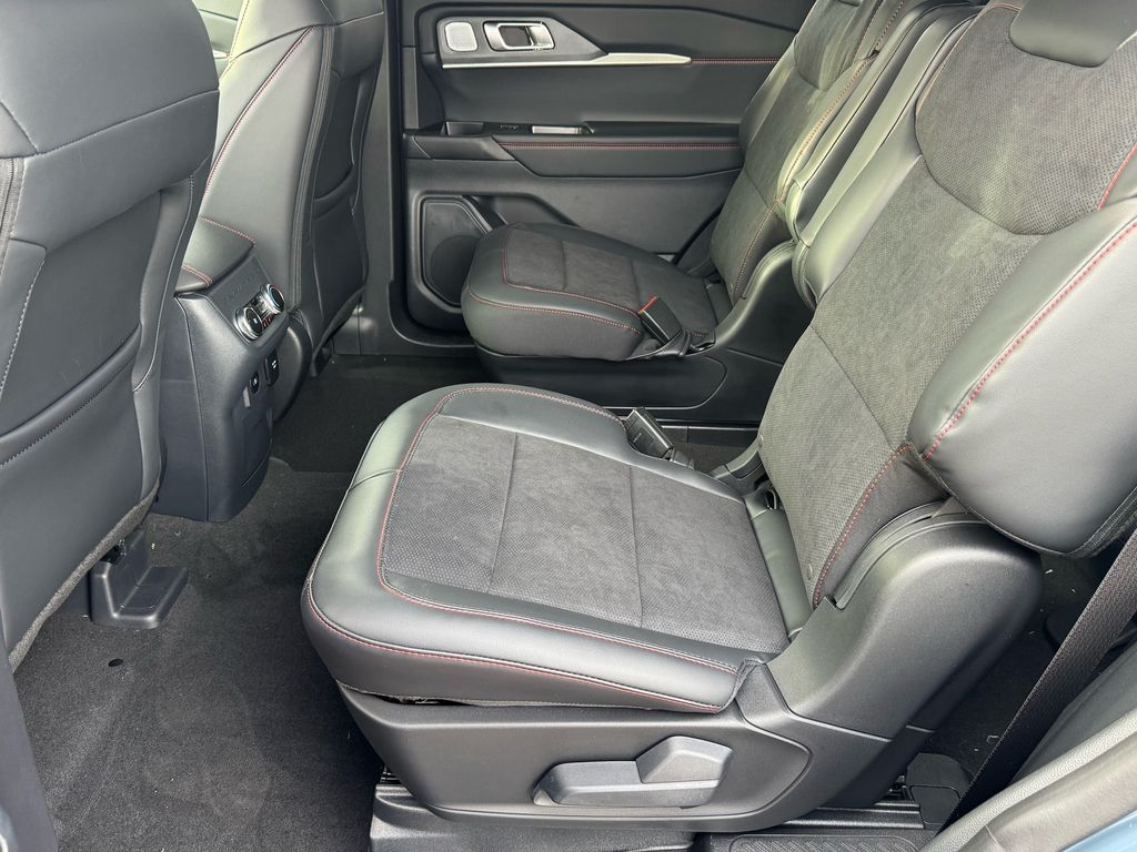 New 2026 Ford Explorer - photo 12