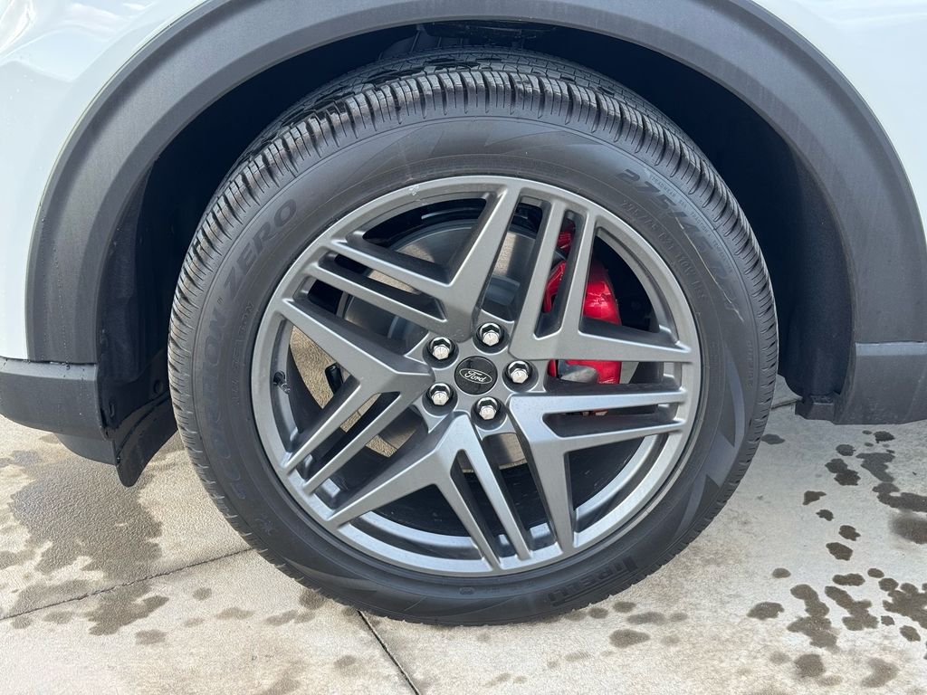 New 2026 Ford Explorer - photo 9