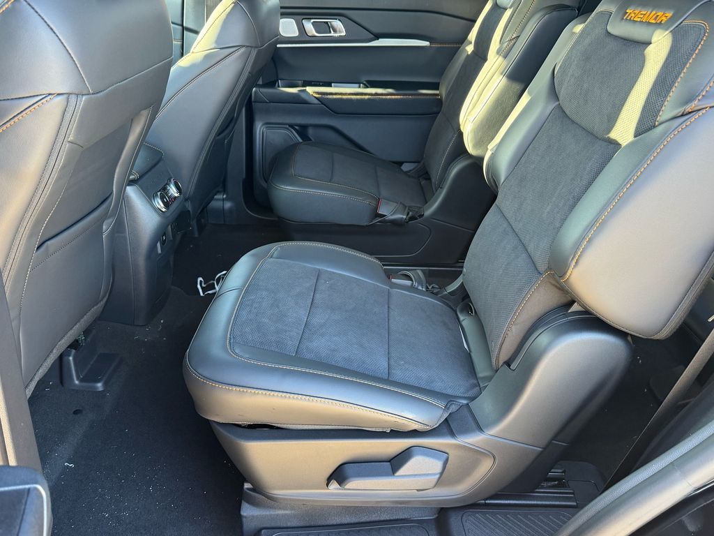 New 2026 Ford Explorer - photo 13