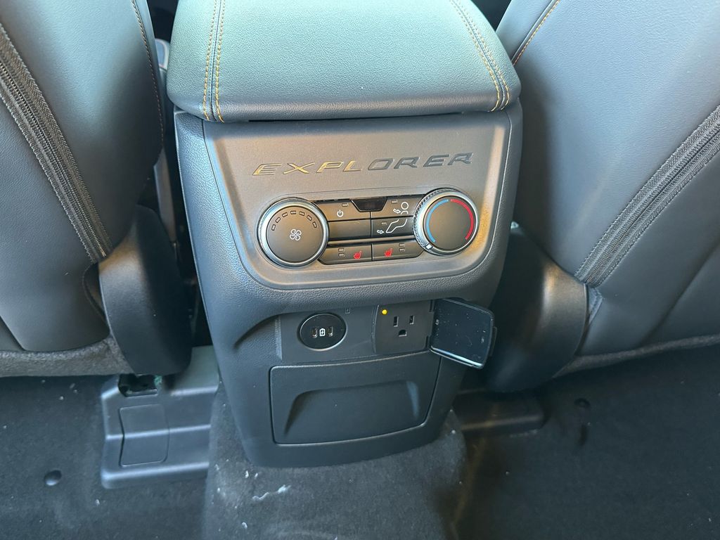 New 2026 Ford Explorer - photo 16