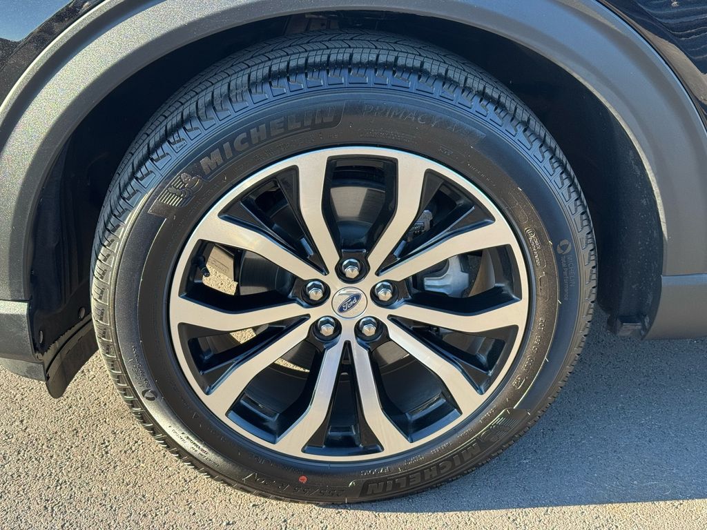 New 2026 Ford Explorer - photo 9