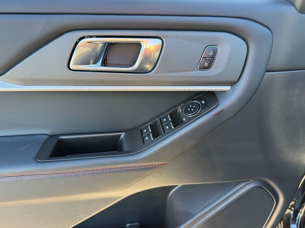 New 2026 Ford Explorer - photo 11