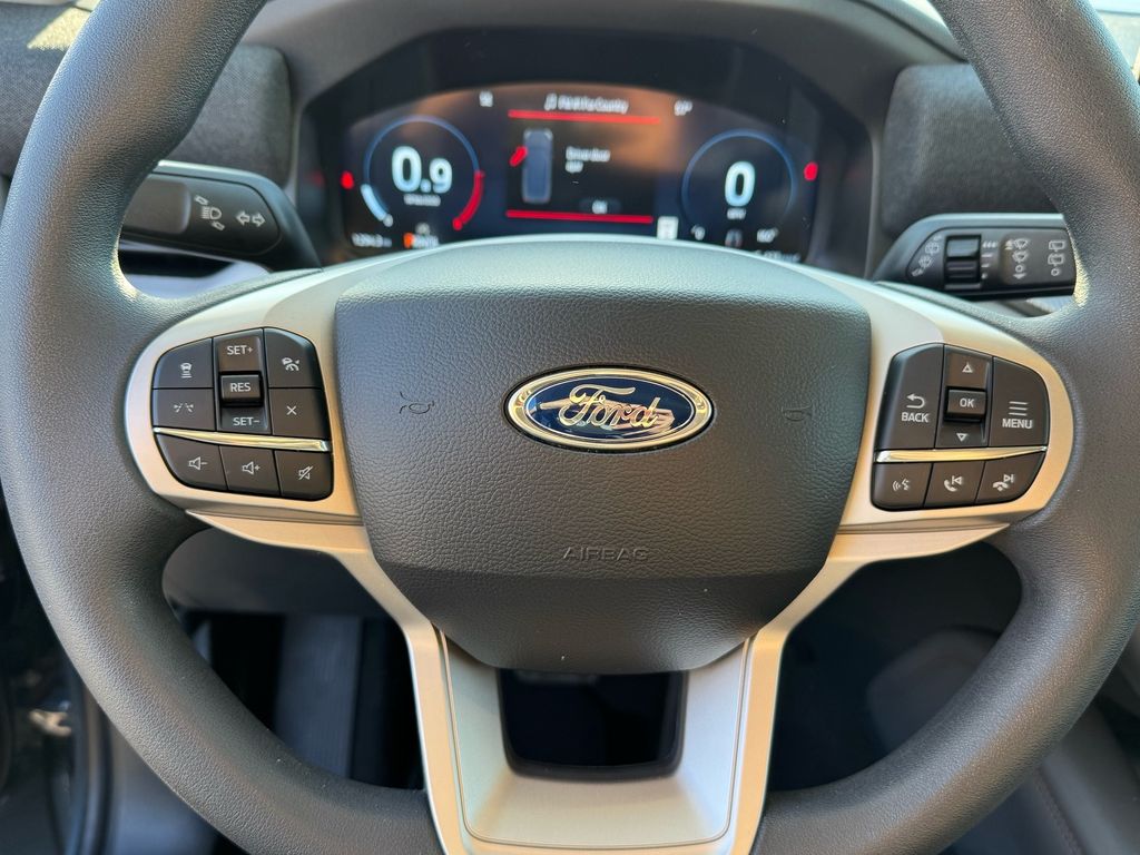 New 2026 Ford Explorer - photo 17