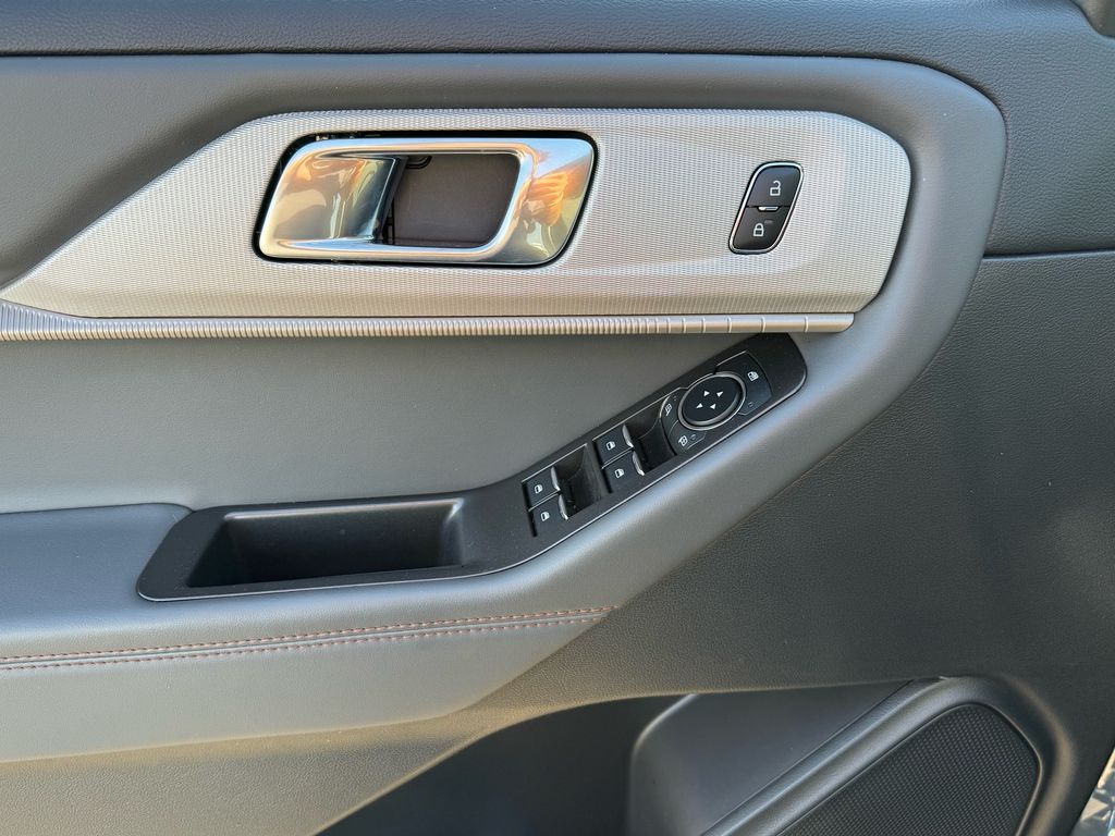 New 2026 Ford Explorer - photo 11