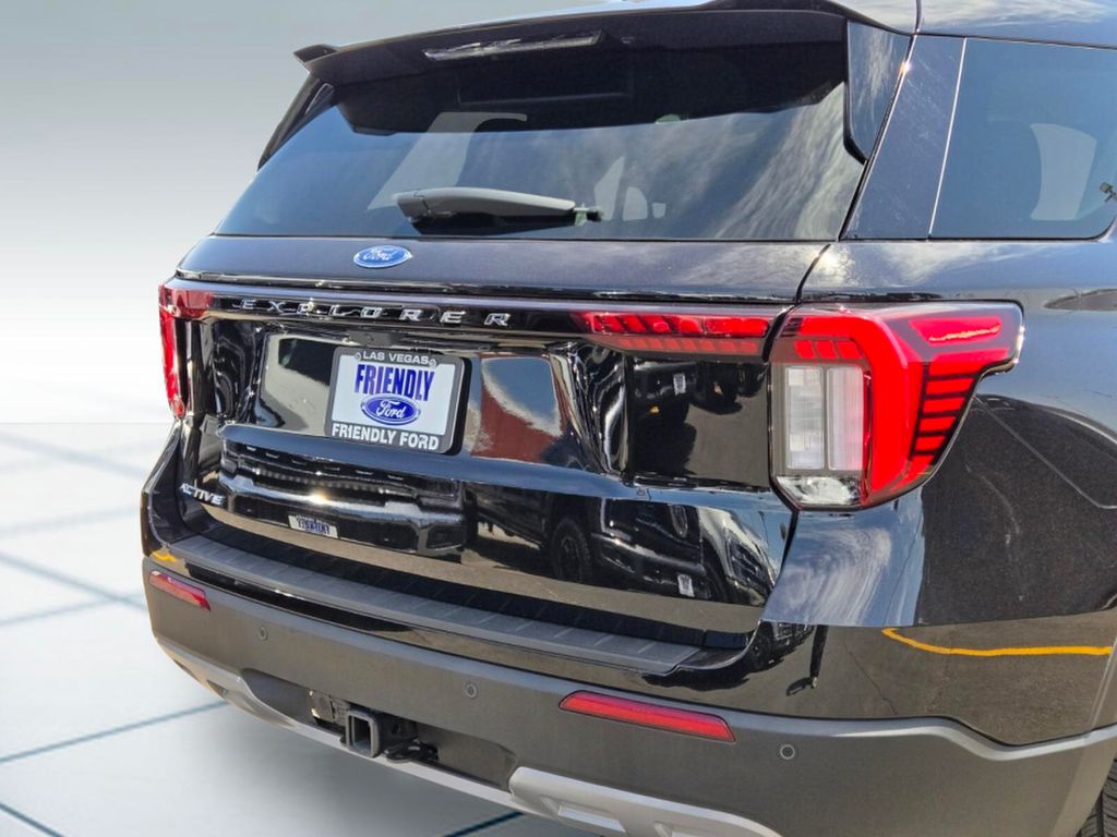 New 2026 Ford Explorer - photo 8