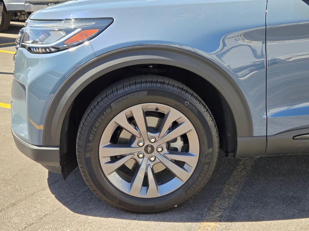 New 2026 Ford Explorer - photo 10