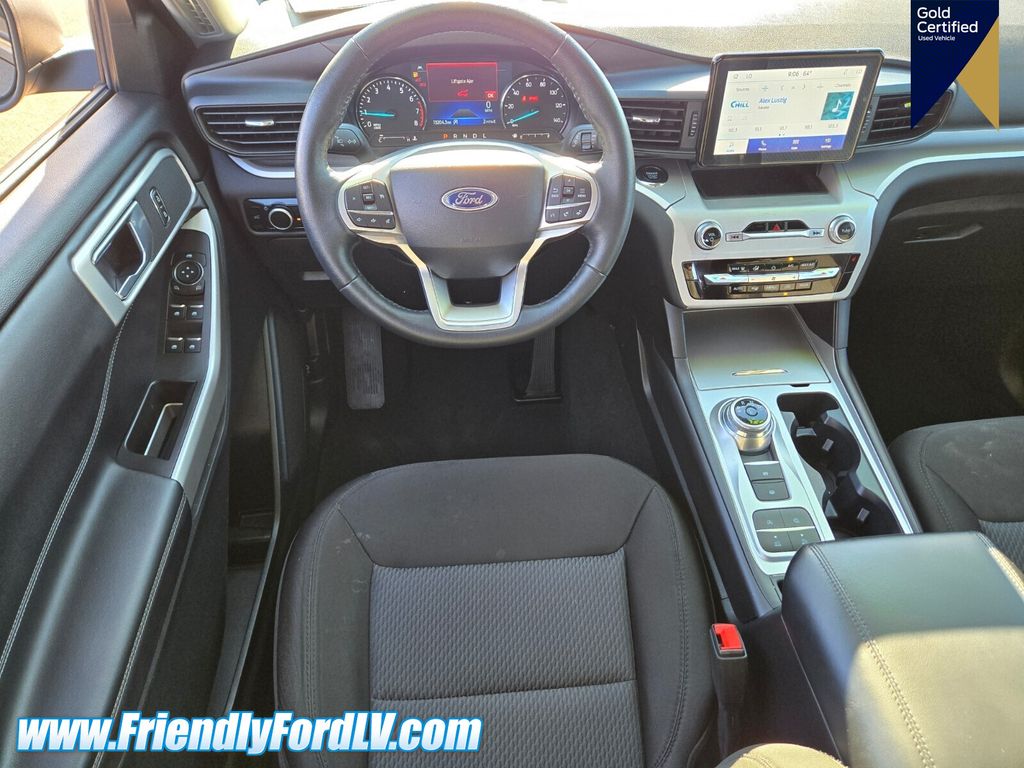 Used 2024 Ford Explorer - photo 12