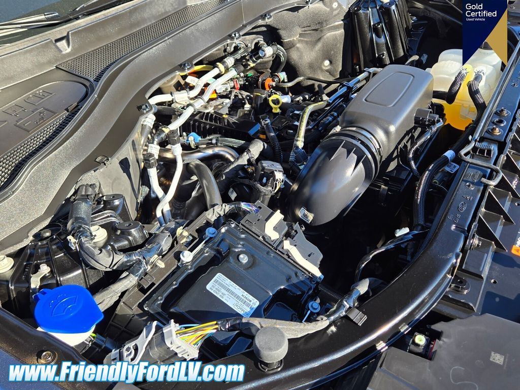 Used 2024 Ford Explorer - photo 18